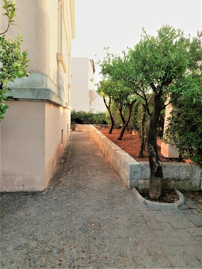 Barbarano del Capo Villa Nel Salento - Ampie Camere E Giardino, Fino A 9 Persone מראה חיצוני תמונה